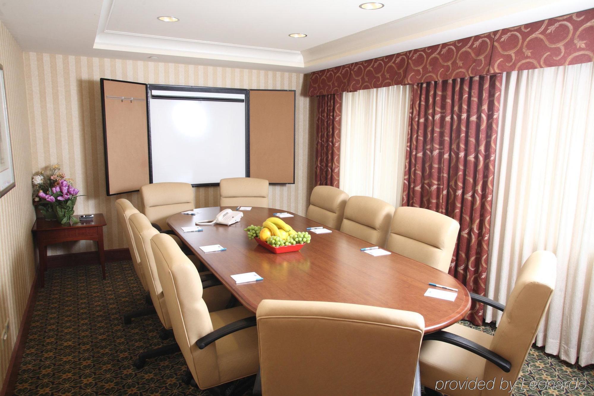 Hotel Staybridge Chicago-oakbrook Terrace By Ihg Oakbrook Terrace