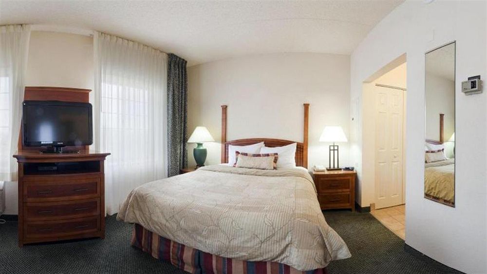 Staybridge Chicago-oakbrook Terrace By Ihg Oakbrook Terrace