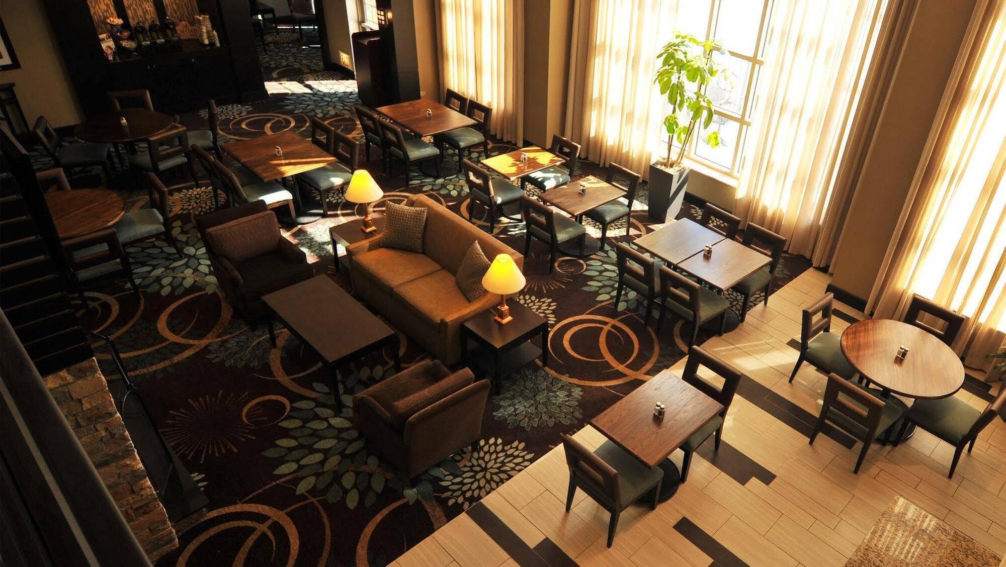 Staybridge Chicago-oakbrook Terrace By Ihg 3*