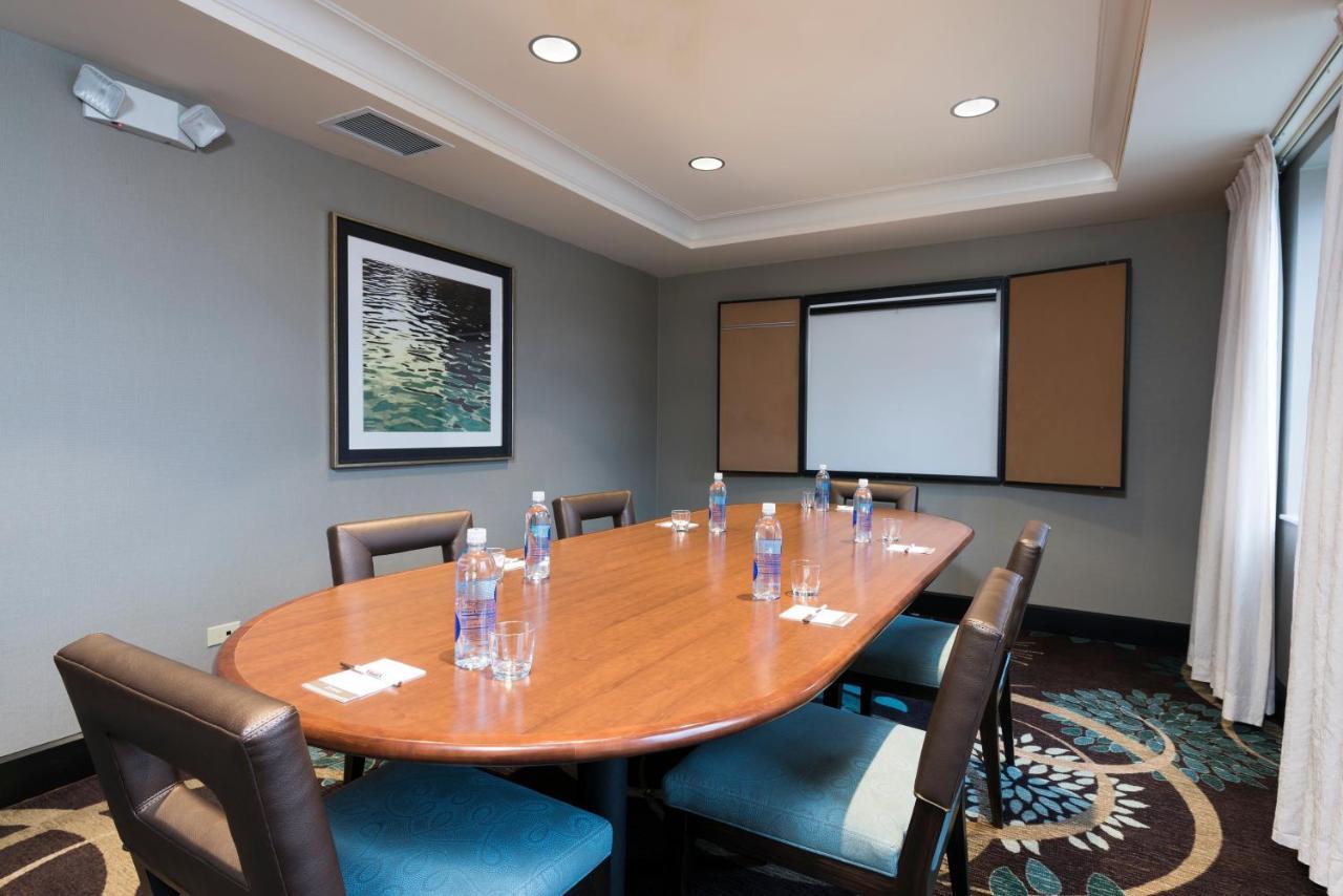 Hotel Staybridge Chicago-oakbrook Terrace By Ihg Oakbrook Terrace